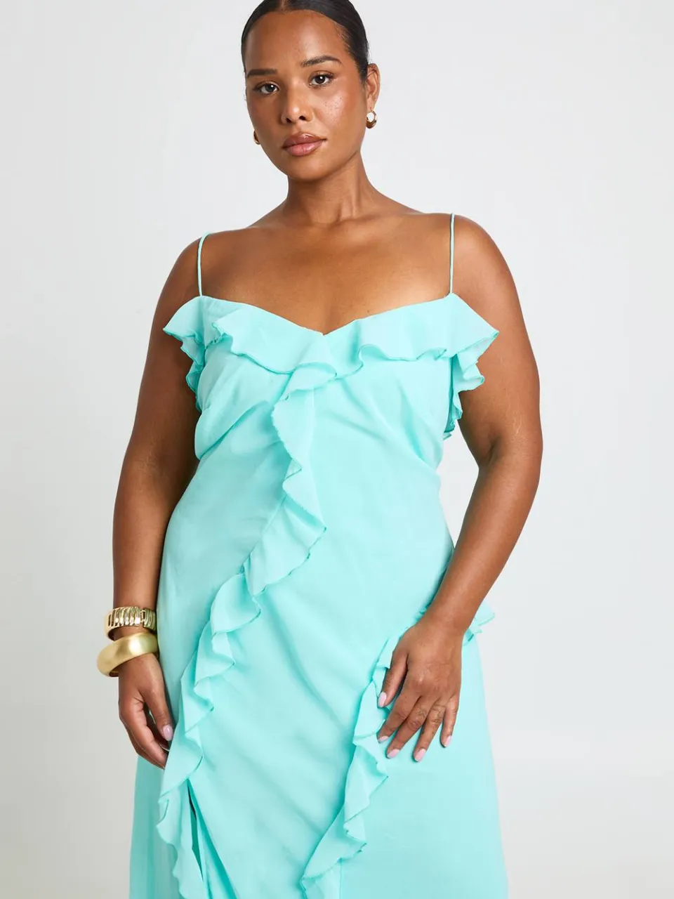 boohoo Dames Plus Chiffon Jurk Met Bandjes En Ruches Maxi aqua, foto 3
