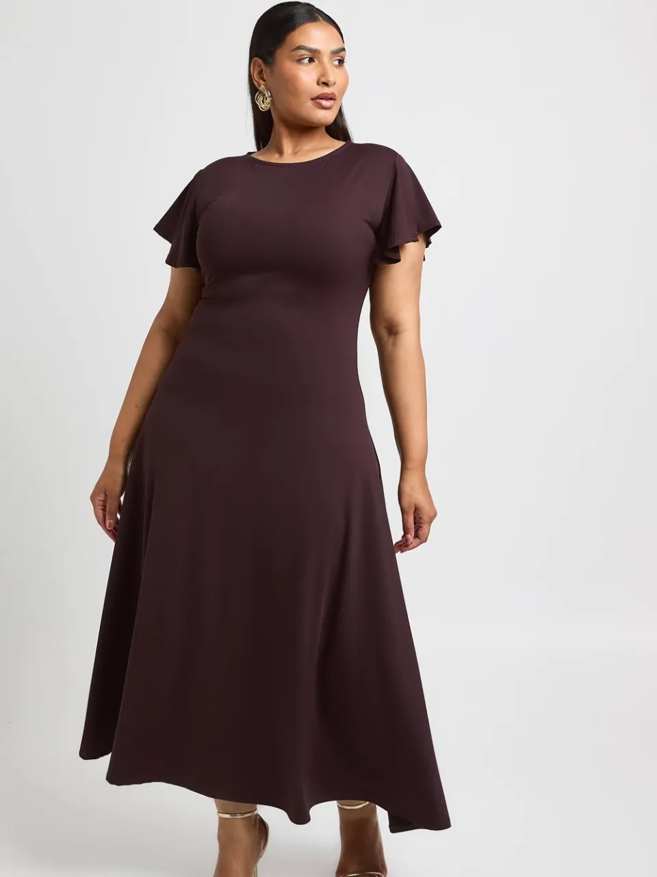 boohoo Dames Plus Super Zachte Zwierige Jurk Met Vlindermouwtjes Midaxi chocoladebruin, foto 3