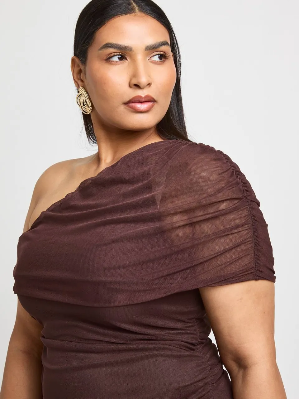 boohoo Dames Plus-shoulder Mini Jurk chocoladebruin, foto 4
