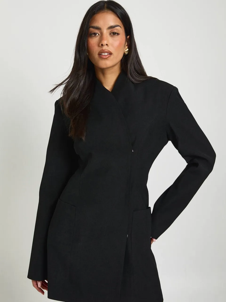 boohoo Dames Gestructureerde Hoge Hals Wikkel Voorkant Blazer Jurk zwart, foto 3