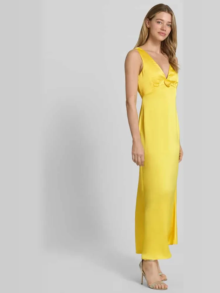 Vero Moda Nauwsluitende avondjurk met rozenapplicatie model 'GIANNA', foto 3
