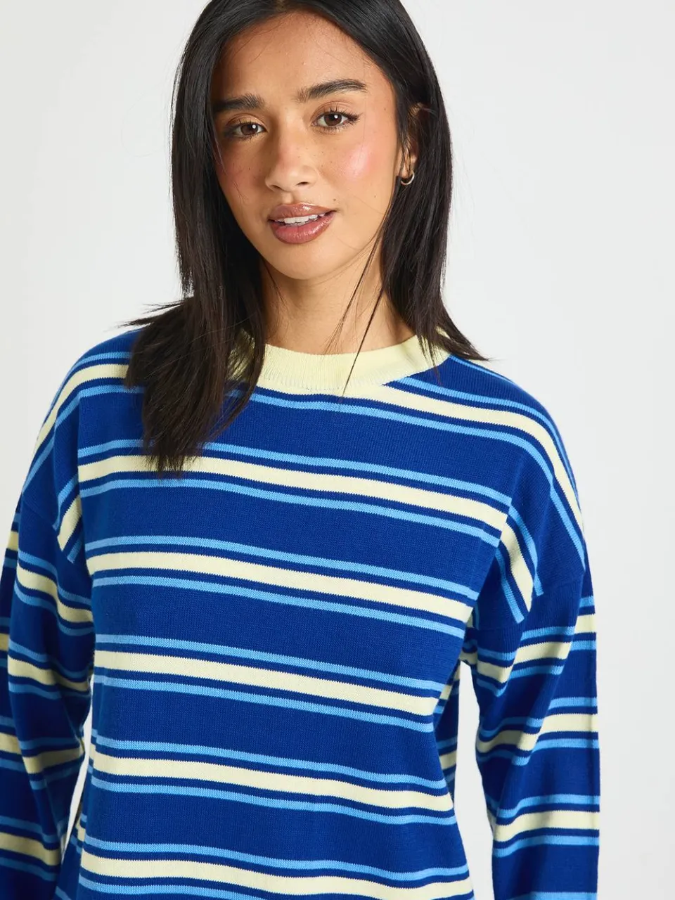 boohoo Dames Petite Gestreepte Gebreide Mini Jurk met Lange Mouwen marineblauw, foto 4