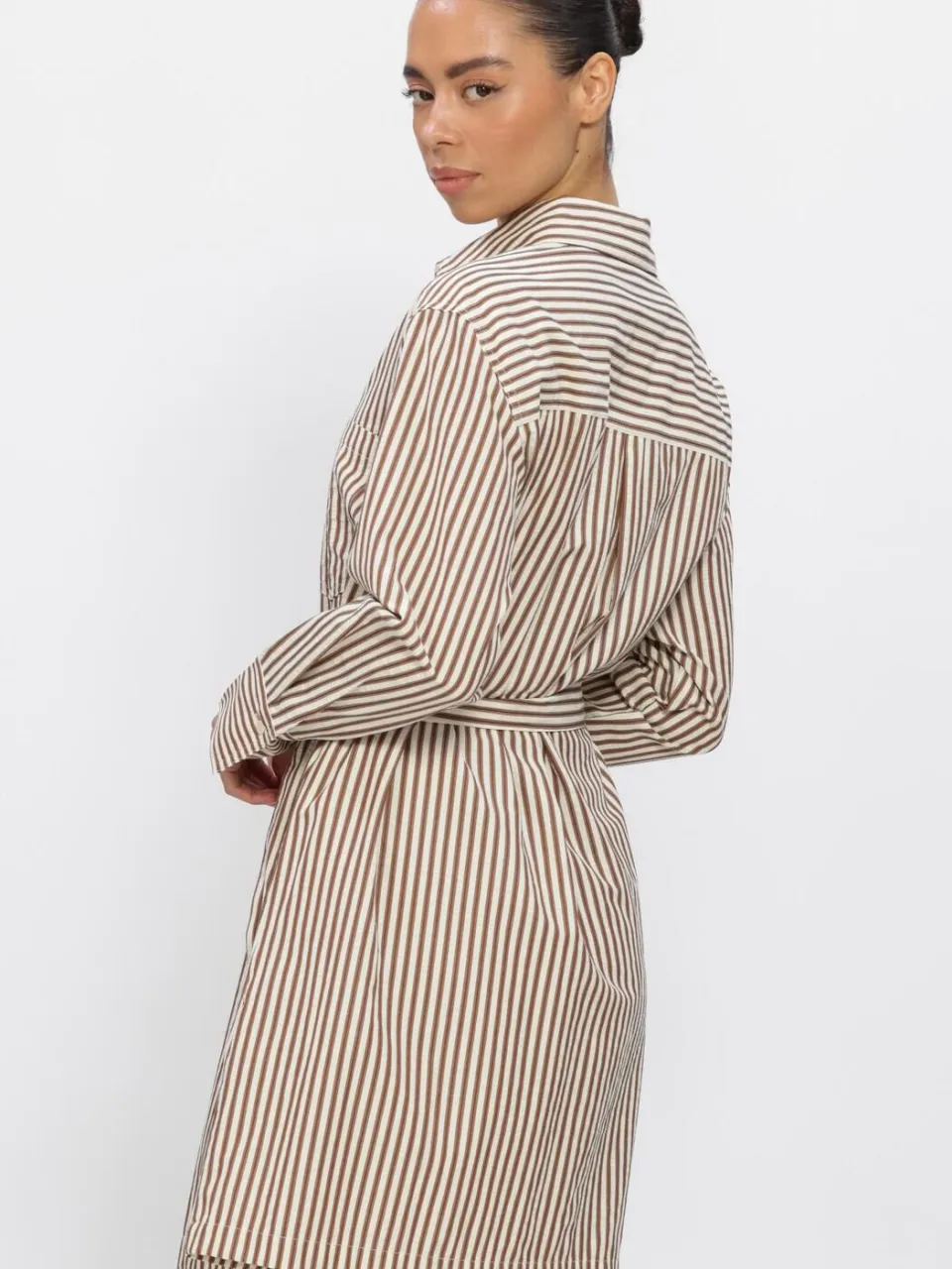 Grace & Mila Dames Jurken Ss26110022 - Creme, foto 3