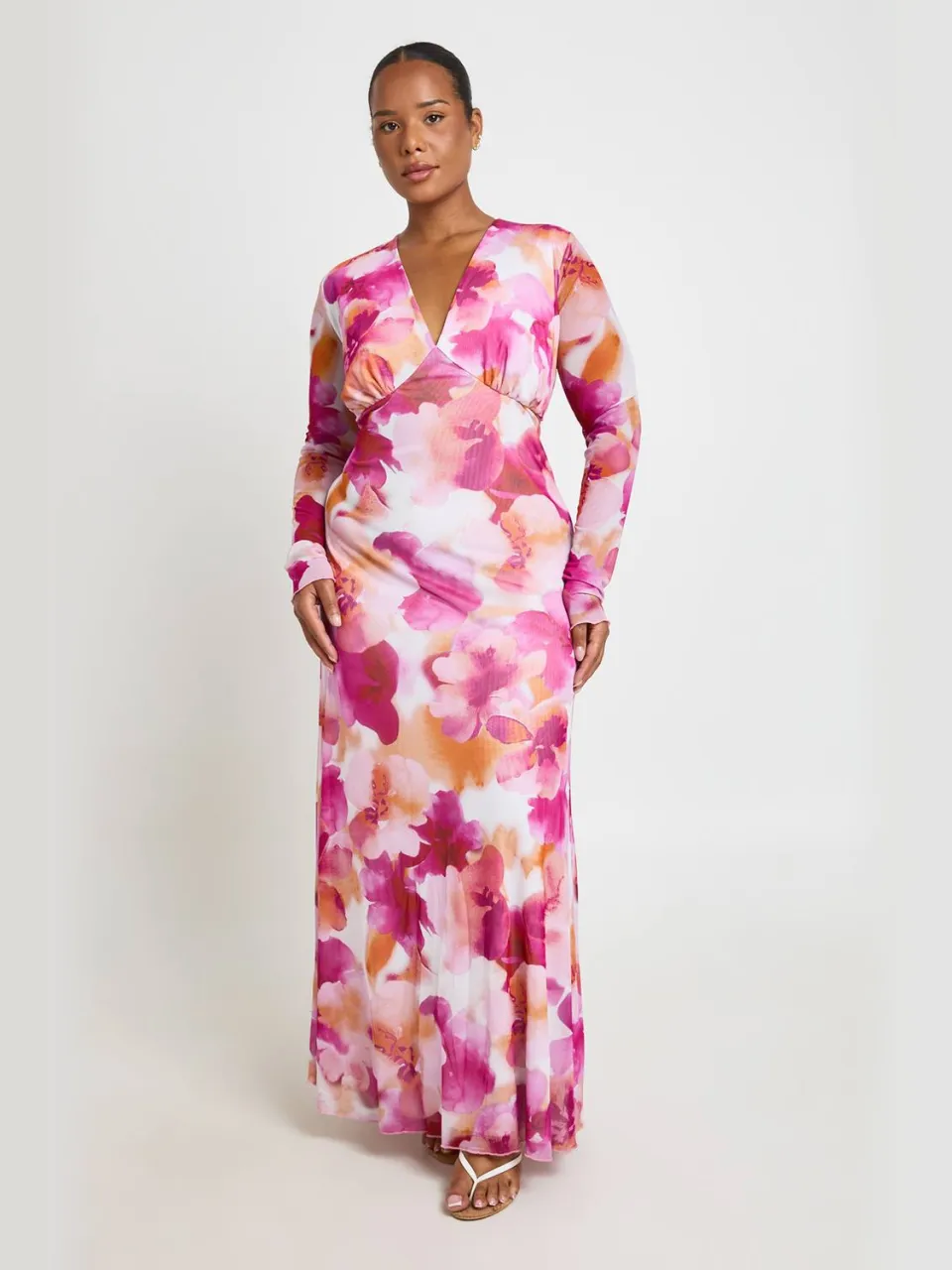 boohoo Dames Plus Bloemen Mesh V-hals Maxi Jurk roze, foto 3