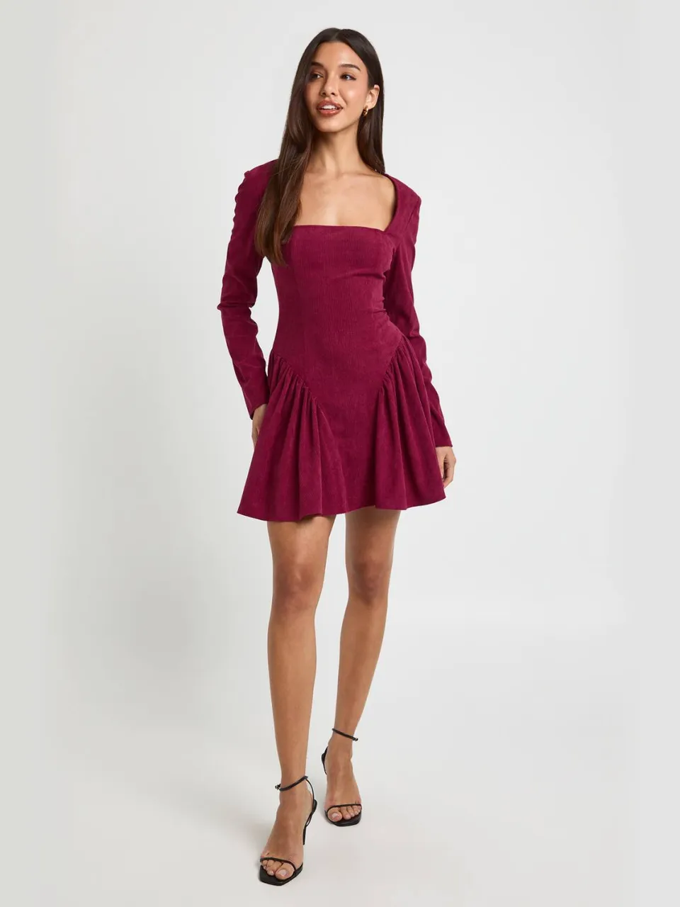 boohoo Dames Ribfluwelen Melkmeid Skater Jurk bessen, foto 2