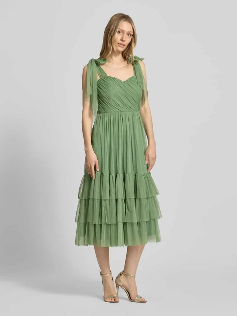 Lace & Beads Knielange cocktailjurk in laagjeslook groen, foto 4