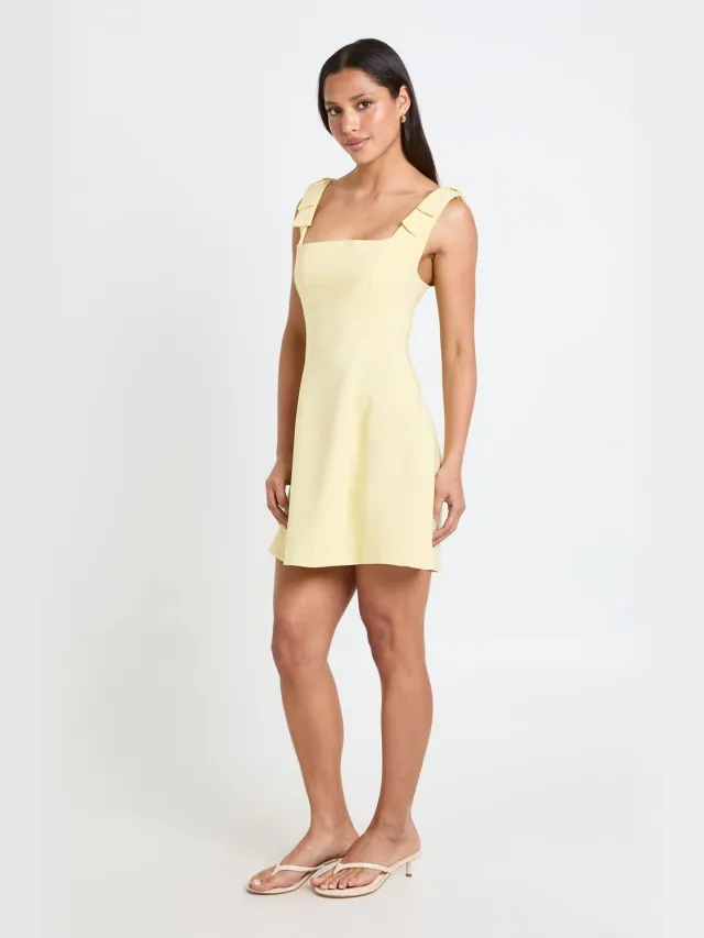 boohoo Dames Skater Jurk Met Strikbandjes En Vierkante Hals Citroen