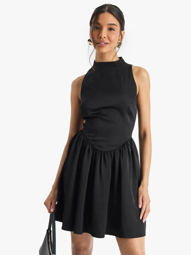 boohoo Dames Premium Satijn Hoge Hals Volume Mini Jurk Zwart