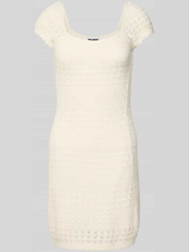 REVIEW Tricotjurk met structuurpatroon en golvende zoom offwhite, foto 2