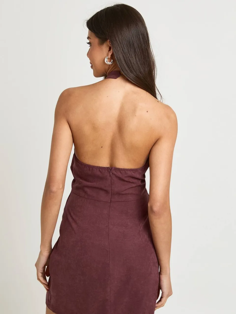 boohoo Dames Gestructureerde Halter Mini Jurk Met Gedraaid Detail chocoladebruin, foto 3