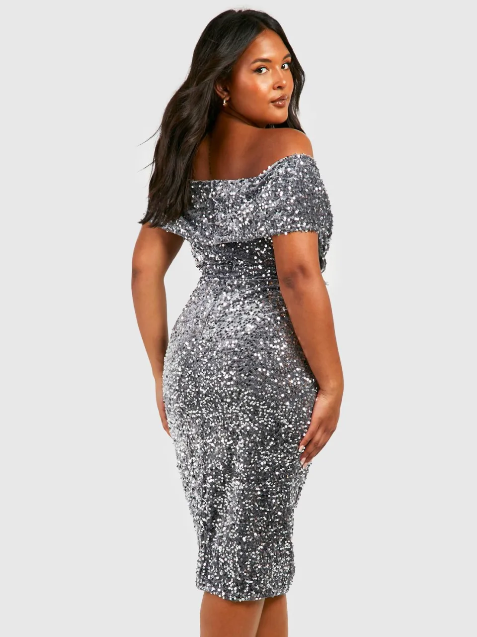 boohoo Dames Plus Pailletten Off-Shoulder Wikkel Midi Jurk zilver, foto 2