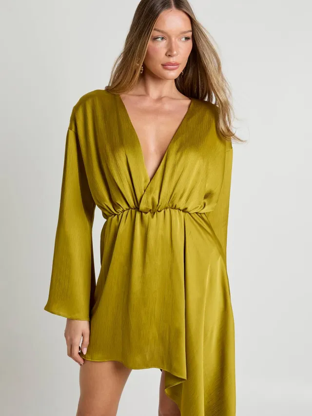 boohoo Dames Textuurrijke satijn draperende wikkelmini-jurk Chartreuse