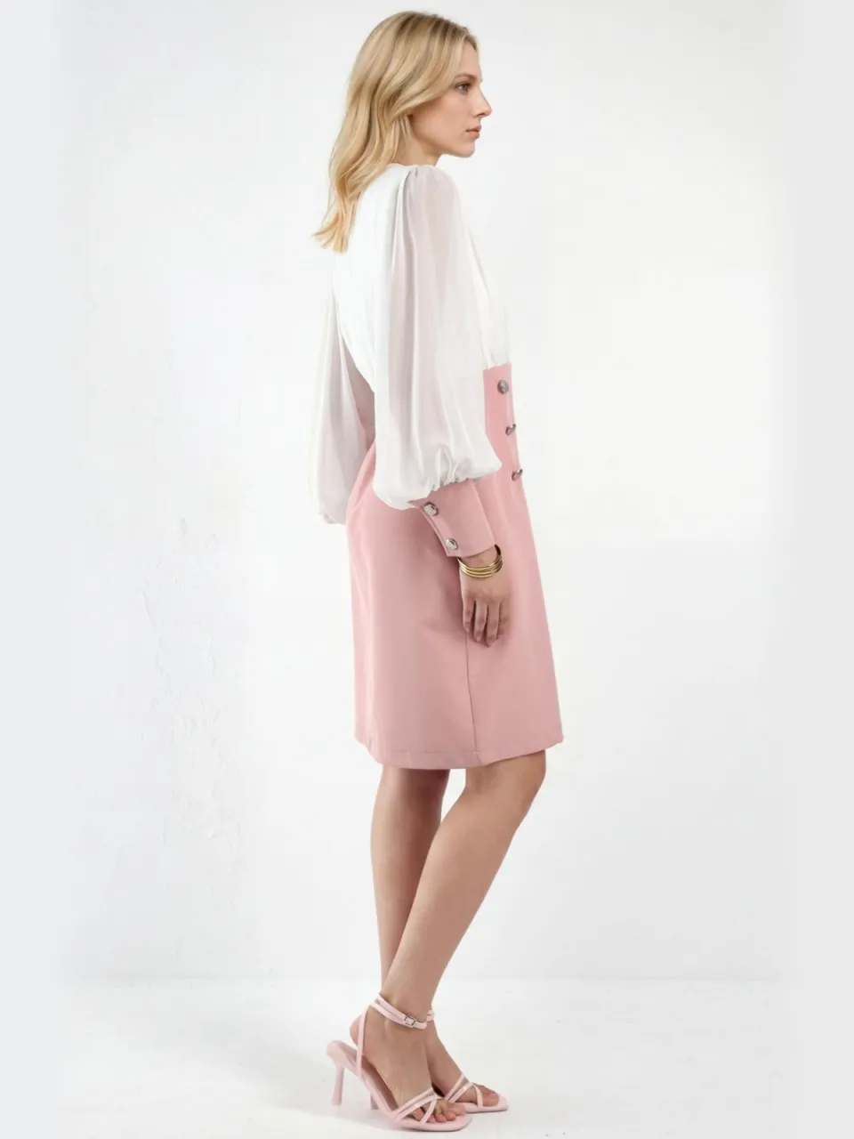 MSN Collection V-hals Midi Jurk met Knopdetail lichtroze, foto 2