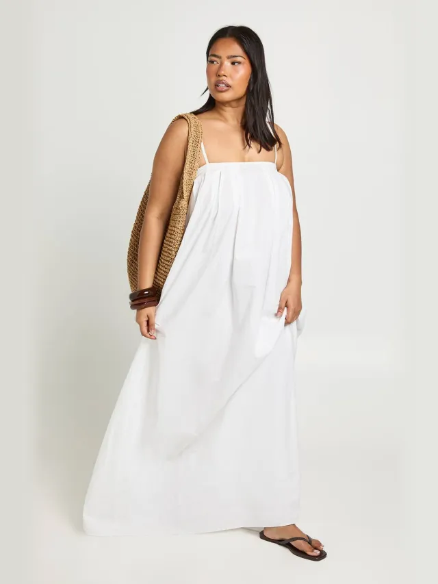 boohoo Dames Plus Katoenen Popeline Geplooide Volume Maxi Jurk Wit