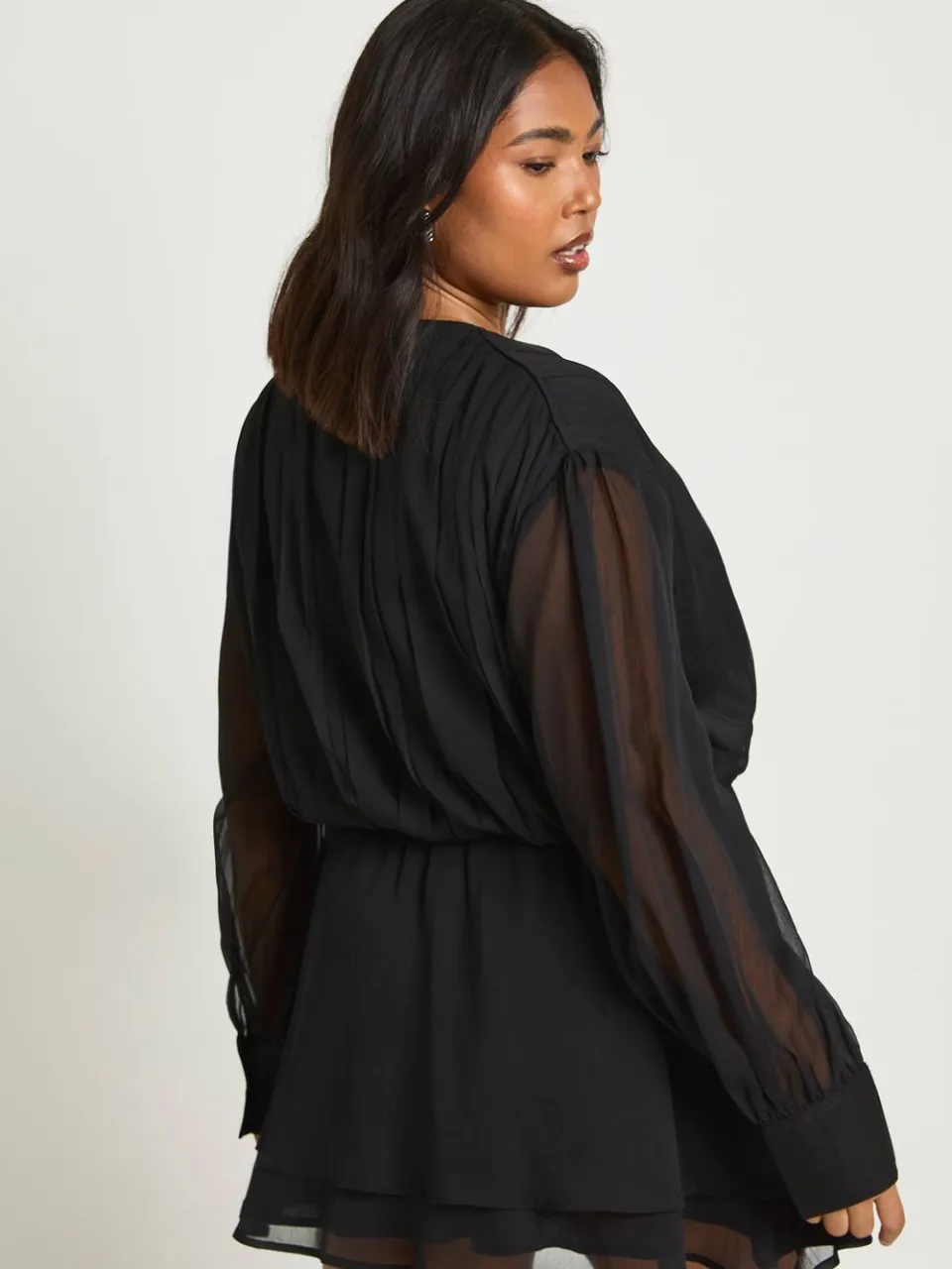 boohoo Dames Plus Chiffon Blouson Ruffle Strikceintuur Skater Jurk zwart, foto 3
