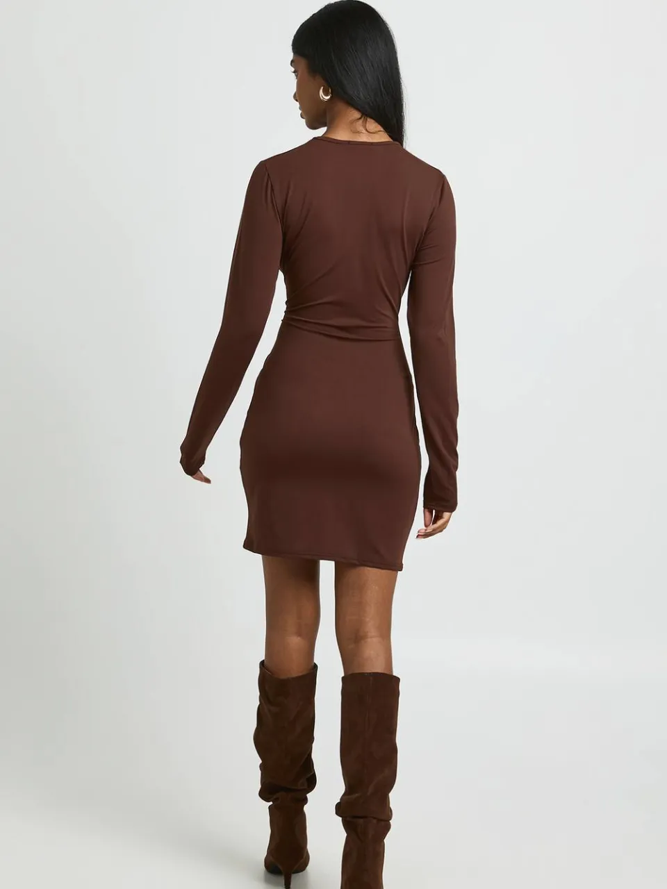 boohoo Dames Superzachte Mini-jurk Met Lange Mouwen chocoladebruin, foto 3
