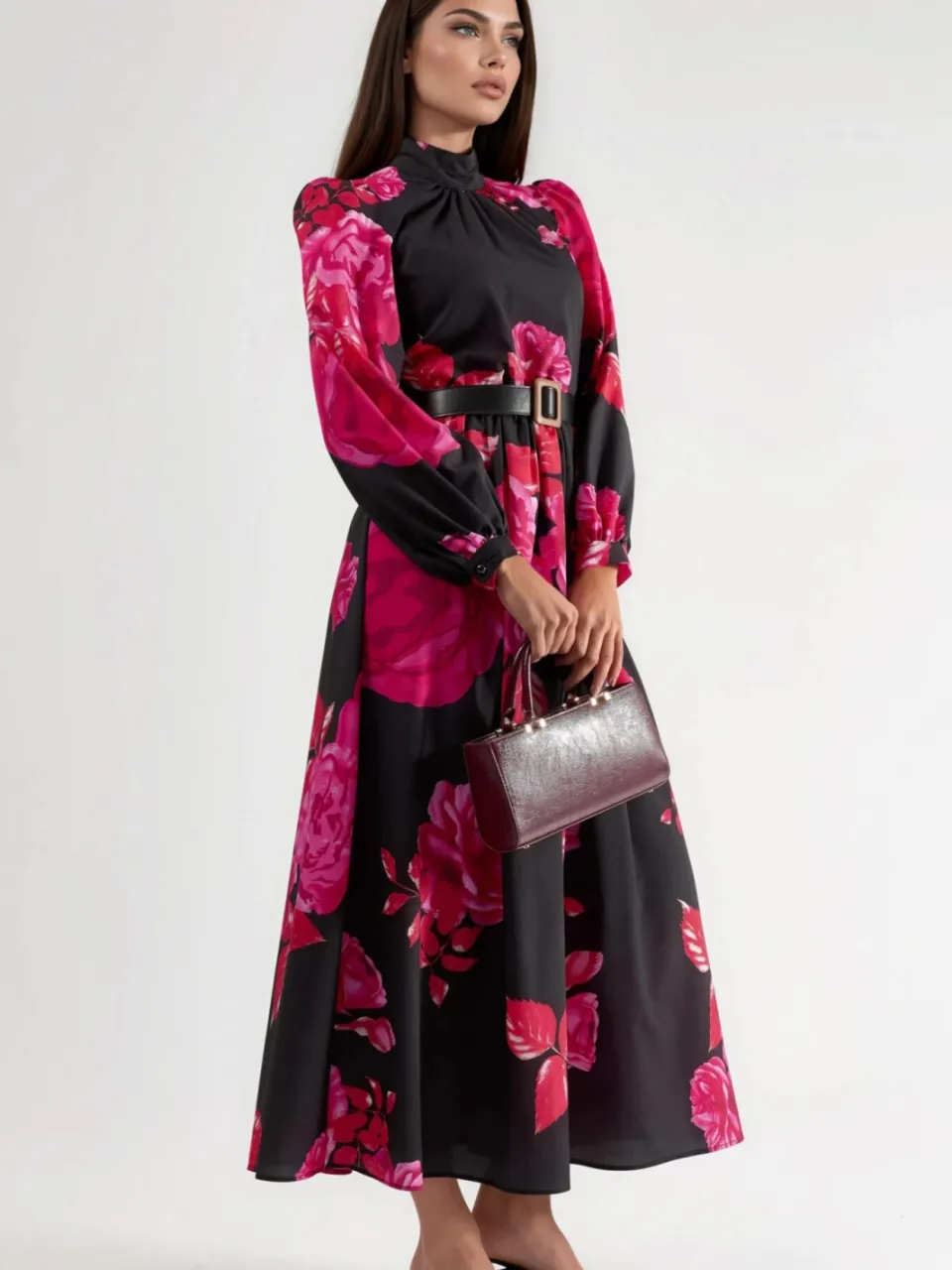 MSN Collection Florale Maxi-jurk met Ceintuure en Halve Col zwart, foto 2