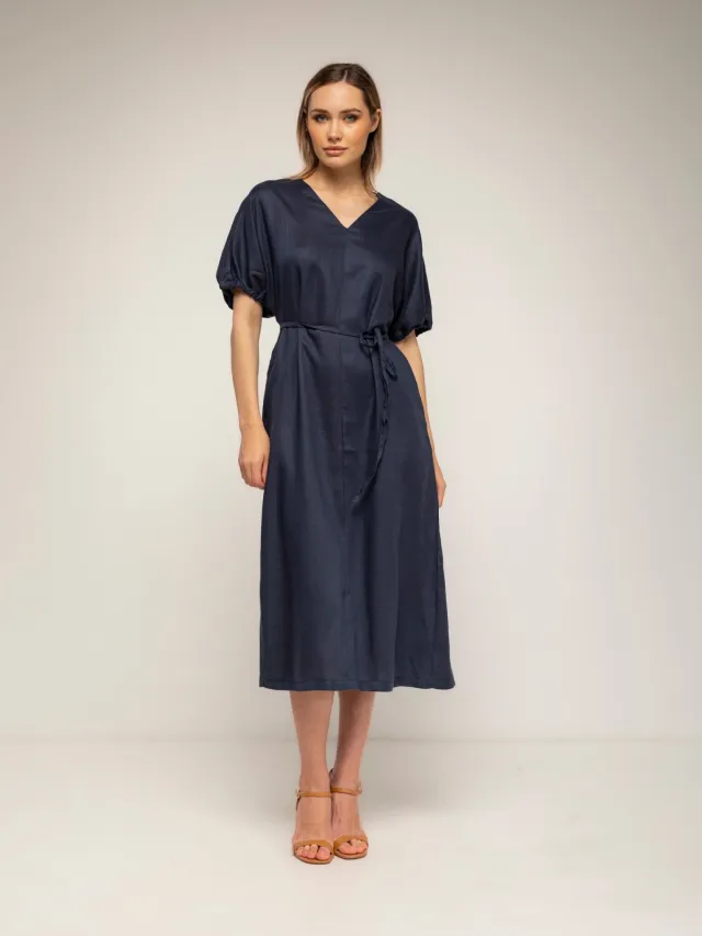 Tantra Oversized jurk met gerimpelde mouwen, V-hals en een losse ceintuur Marineblauw