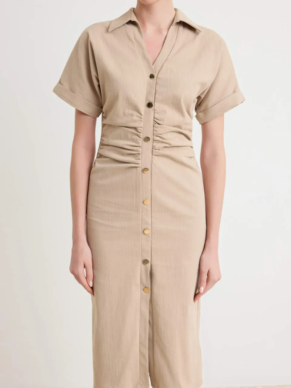 Trendyol TRENDYOLMİLLA Dames Beige Effen Midi Kort Avond / Dagelijks Blousejurk Jurken, foto 2