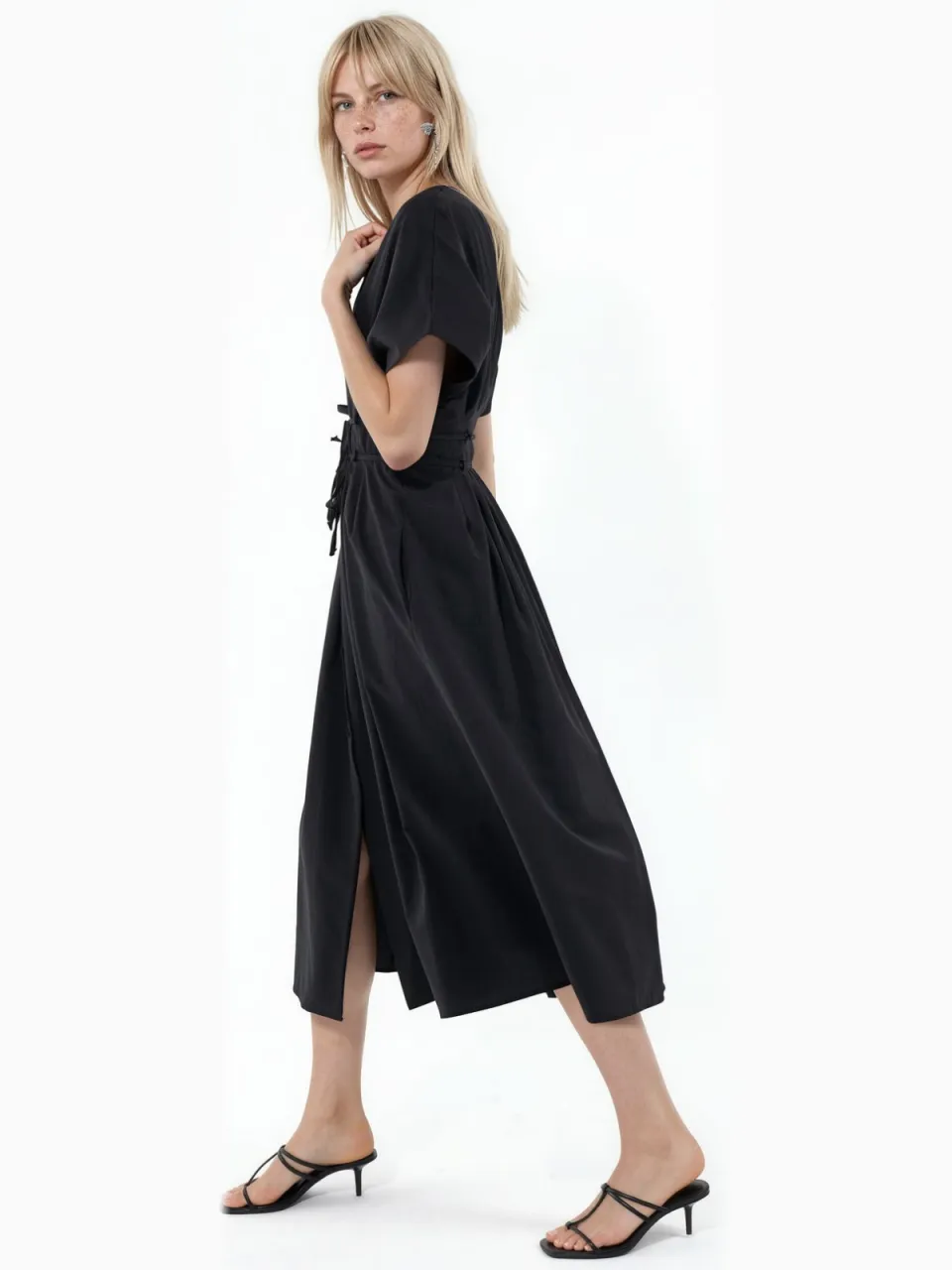 Busem Casual V-hals Midi Shirtjurk zwart, foto 2