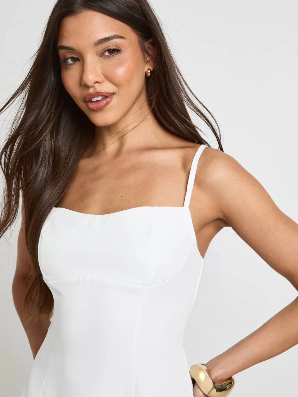 boohoo Dames Getailleerde Jurk Met Naaddetail Onder De Buste wit, foto 4
