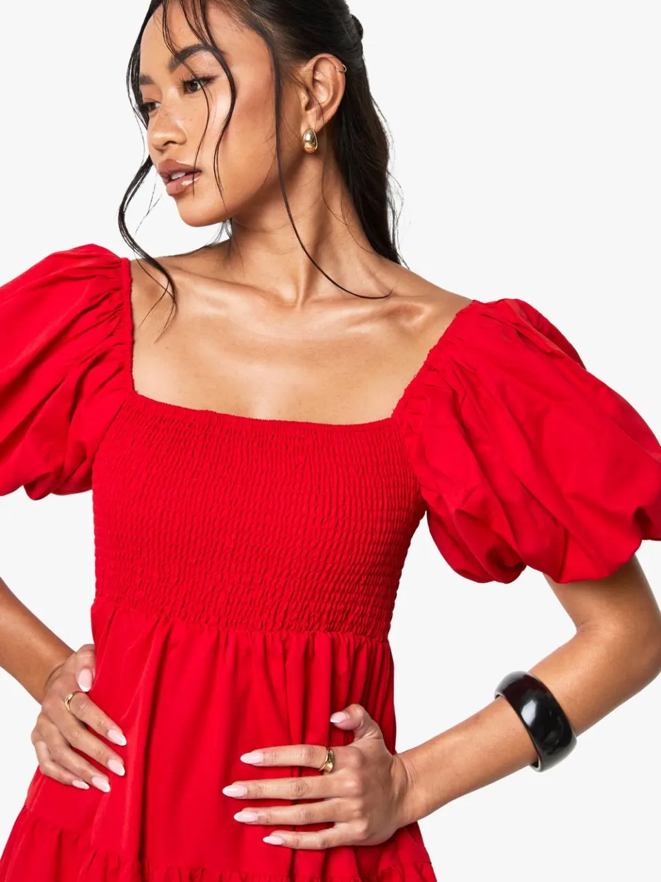 boohoo Dames Gelaagde geplooide Midaxi smockjurk rood, foto 2