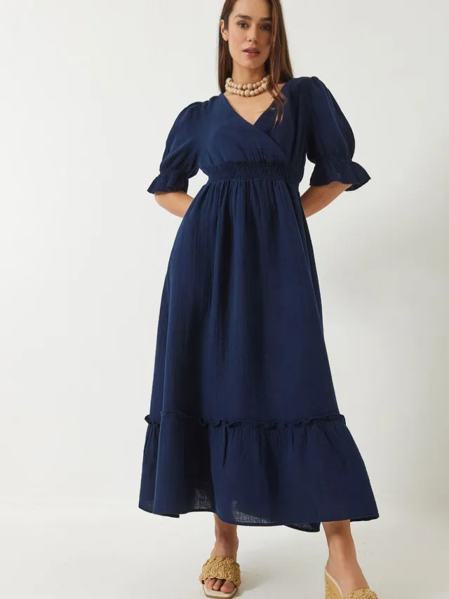 Bianco Lucci V-hals Textured Midi-jurk met Elastische Details Marineblauw