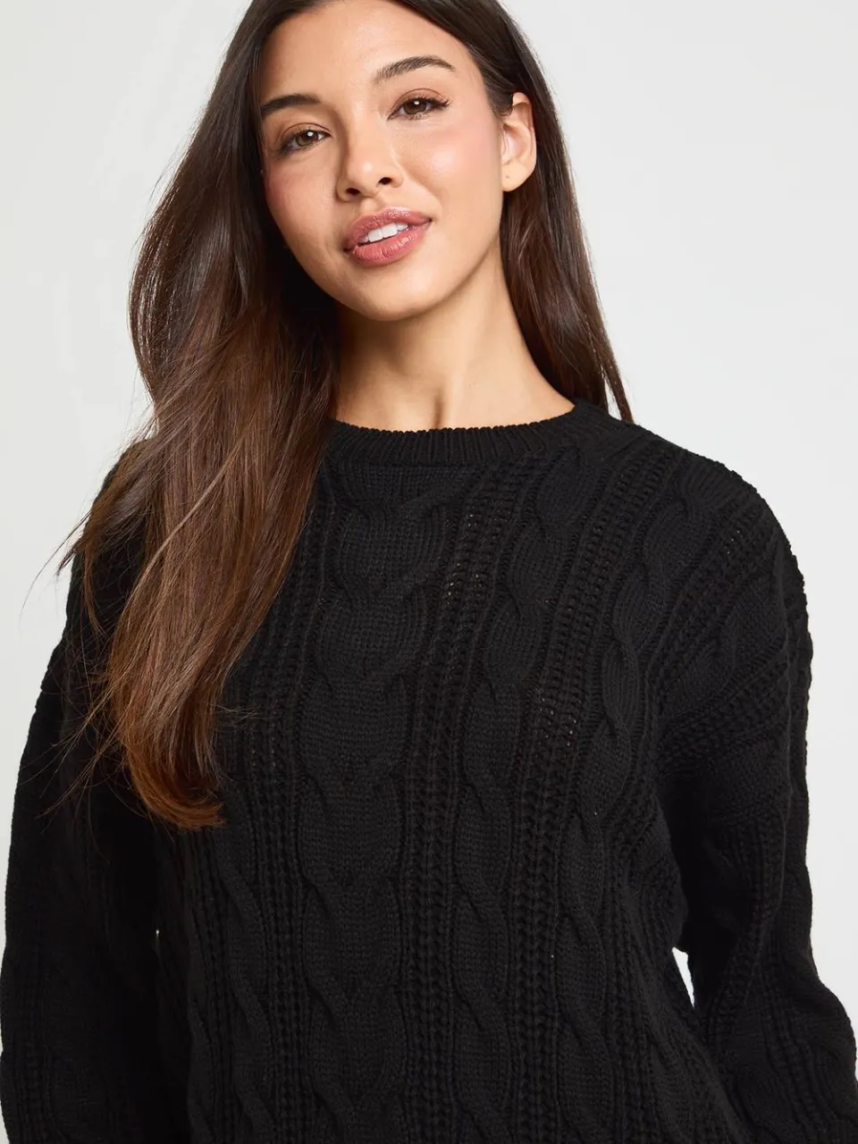 boohoo Dames Grofgebreide Kabeltrui-jurk zwart, foto 4