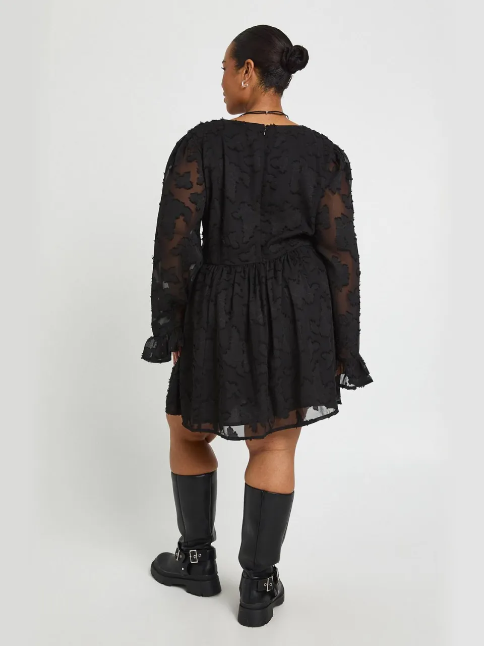 boohoo Dames Plus Burnout Bloemen Lange Mouw Skater Jurk zwart, foto 2