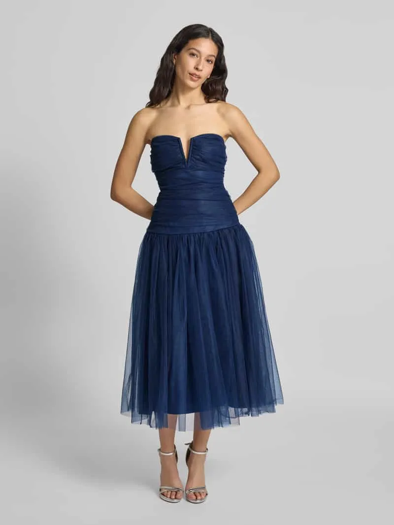 Lace & Beads Knielange cocktailjurk met V-hals Marineblauw
