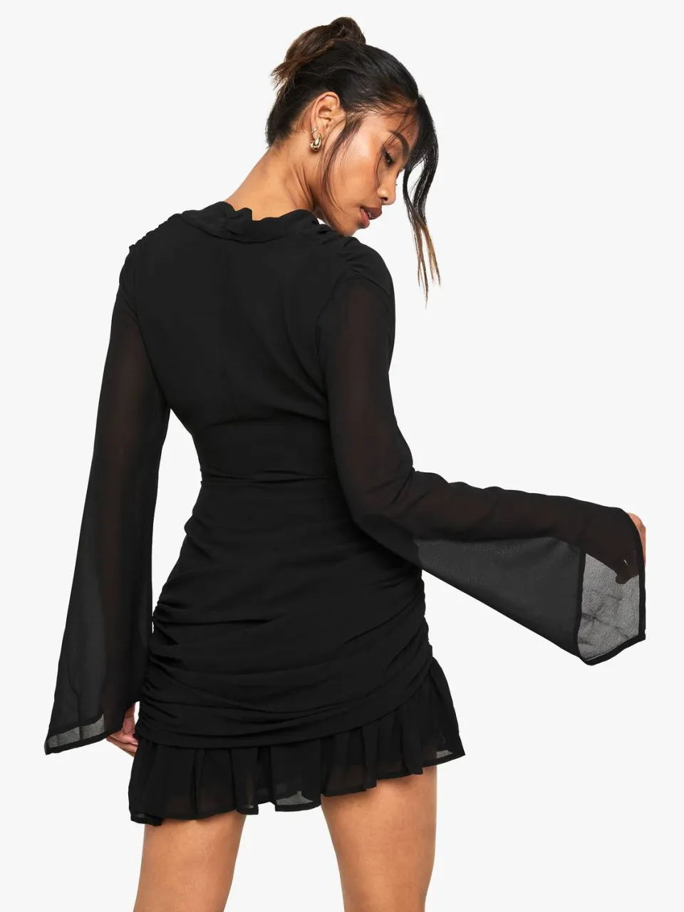 boohoo Dames Cowl Mini Jurk met Lange Mouwen zwart, foto 3