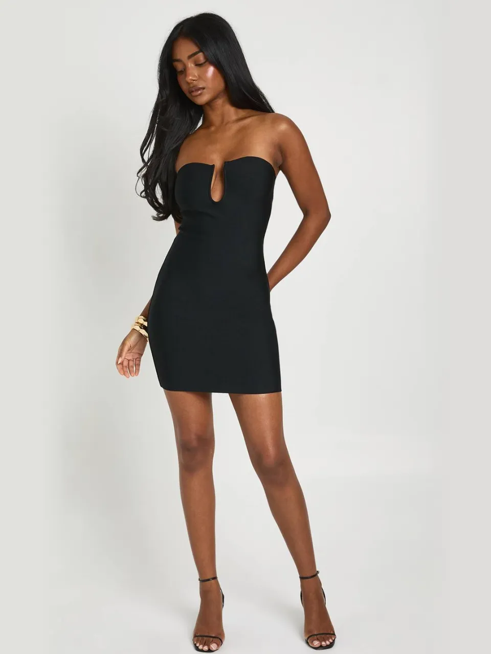 boohoo Dames Premium Bandage Bandeau Mini Jurk zwart, foto 2