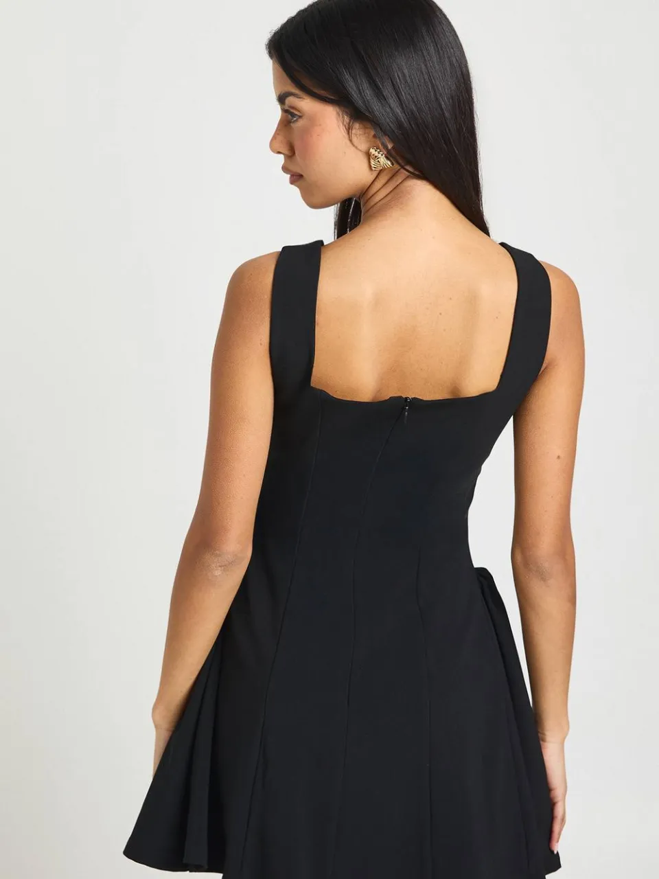 boohoo Dames Vierkante Hals Wijde Rok Mini Jurk zwart, foto 2