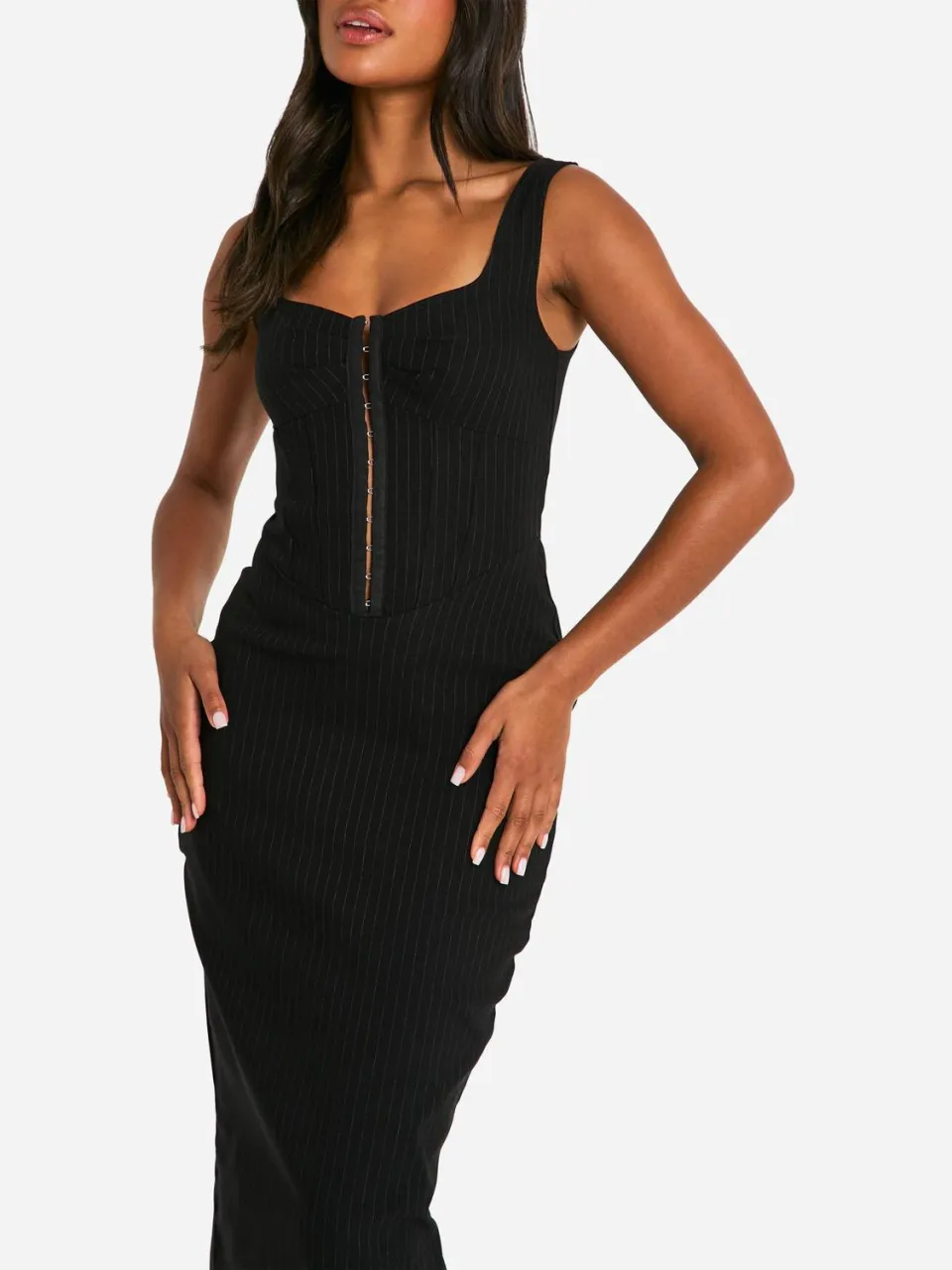 boohoo Dames Pinstripe Bengaline Haak-En-Oog Midaxi-Jurk zwart, foto 2
