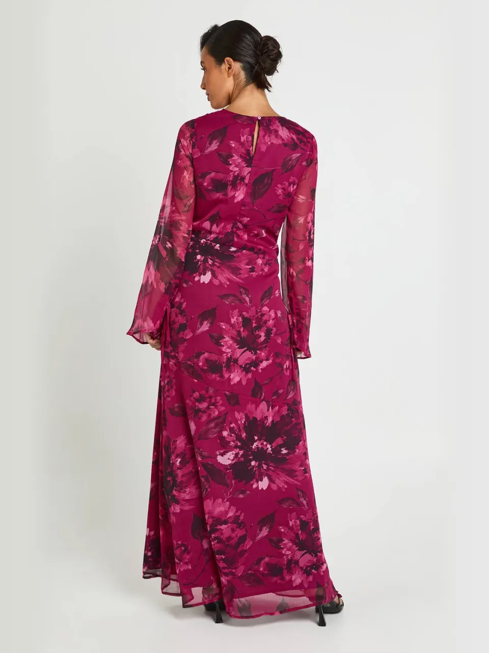 boohoo Dames Chiffon Maxi-jurk Met Col-hals En Diagonaal Bloemenruche-detail pruim, foto 2