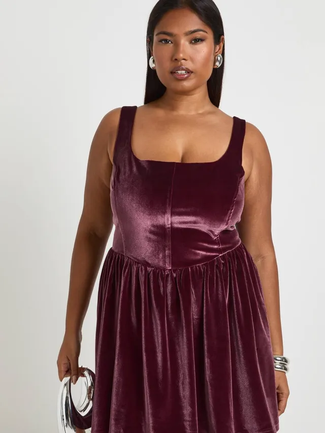 boohoo Dames Plus fluwelen jurk met vierkante hals en corsetdetail Mauve