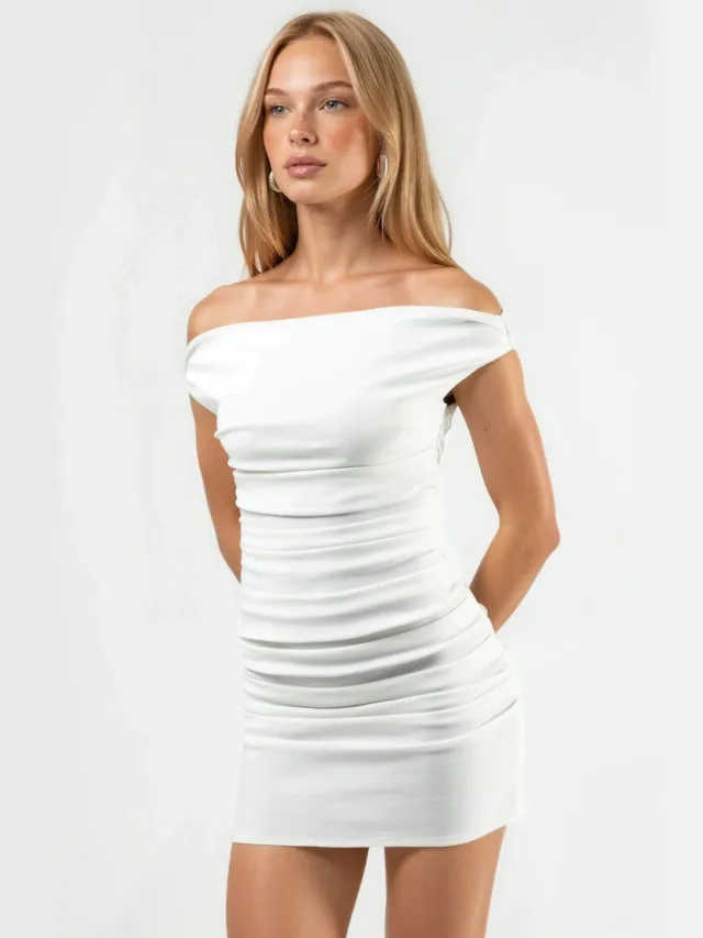 Hiccup Off Shoulder Bootneck Mini Jurk Gebroken wit