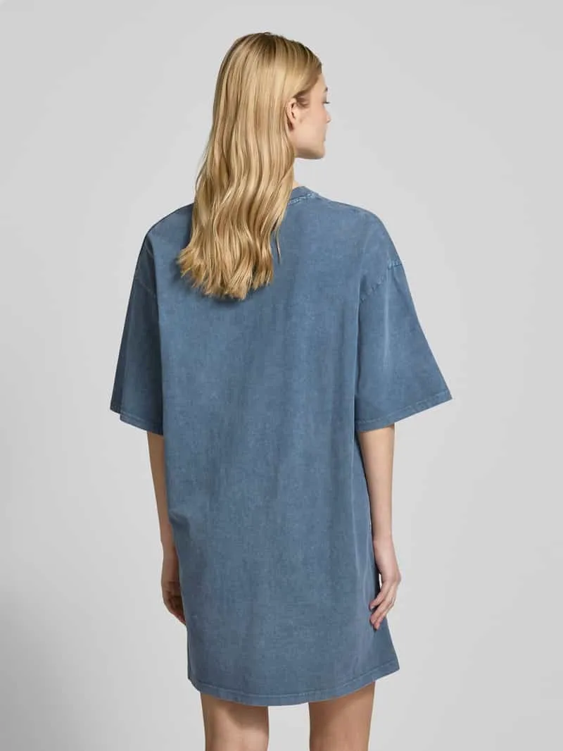 REVIEW Knielange T-shirtjurk met ronde hals antraciet, foto 3