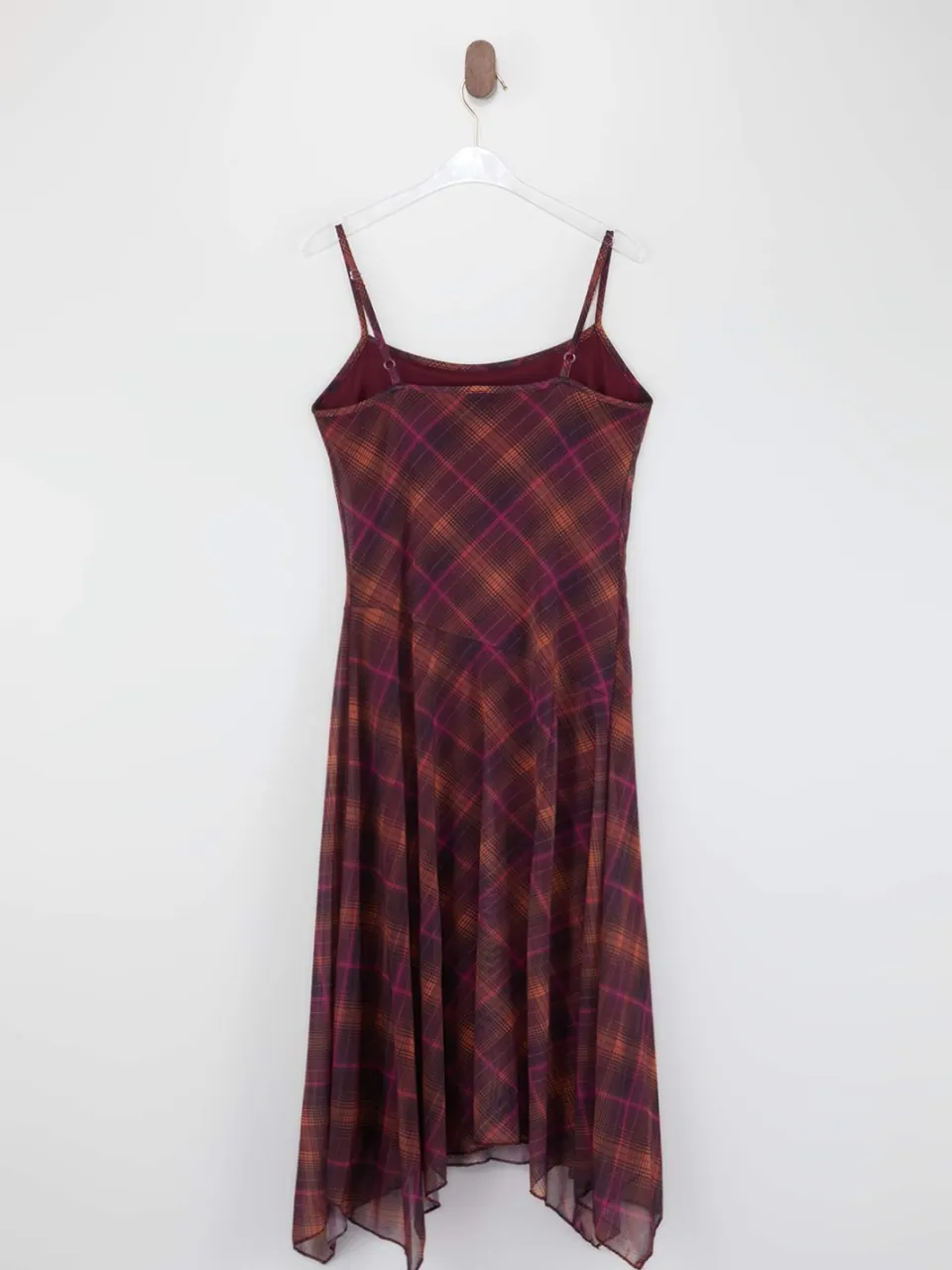Trendyol TRENDYOLMİLLA Dames Bordeaux Geruit Midi Mouwloos Casual Asymmetrisch Jurken, foto 2
