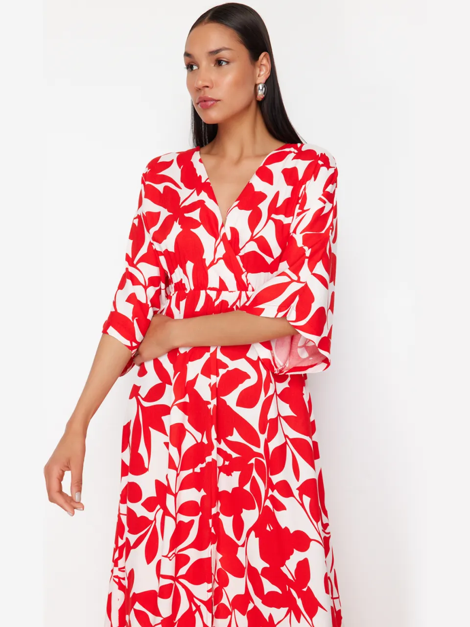 Trendyol TRENDYOLMİLLA Dames Rood Bloemen Midi Driekwart mouw Casual Skater Jurken, foto 2