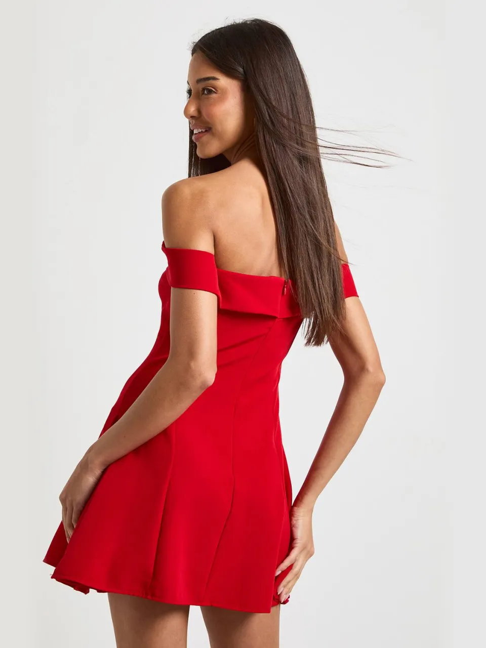 boohoo Dames Petite Bardot Gestructureerde Mini Jurk rood, foto 2