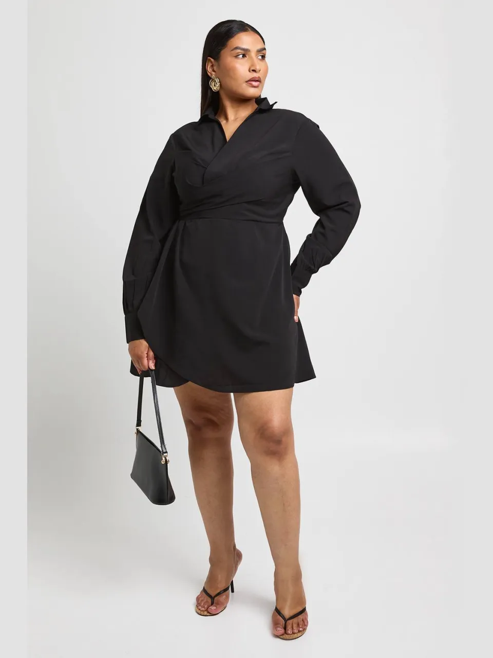 boohoo Dames Plus Overslag Voorkant Blousejurk zwart, foto 3