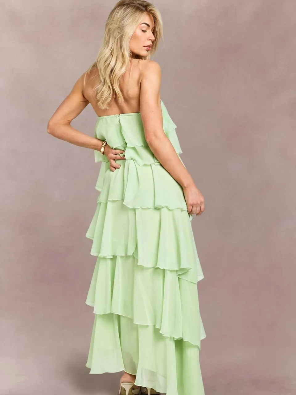 boohoo Dames Chiffon Meerlaagse Maxi Jurk zachte limoen, foto 3
