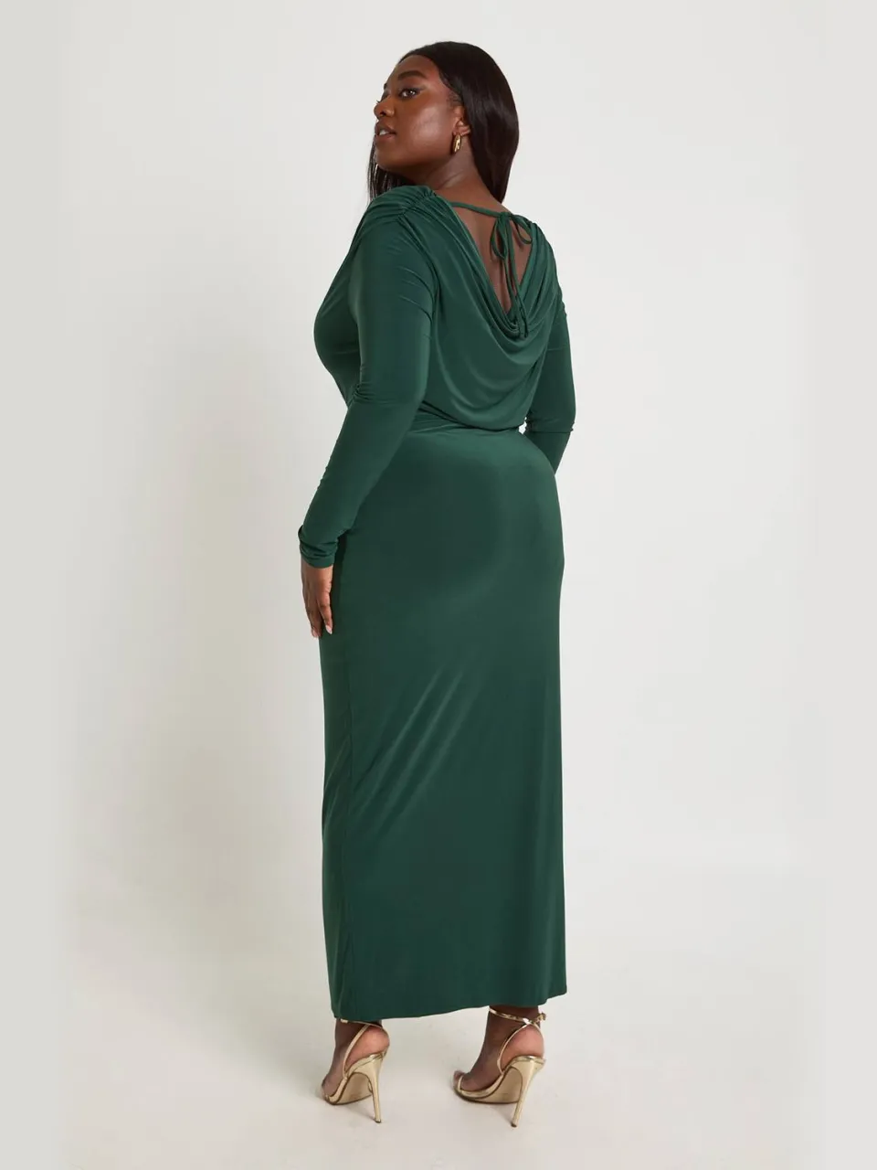 boohoo Dames Plus Slinky Bardot Kolom Maxi Jurk woud, foto 2
