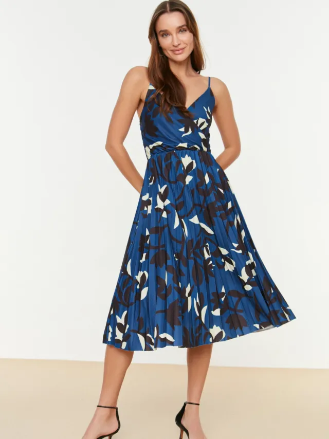 Trendyol Vrouw/Meisje Cache-coeur A-lijn Midi Jurk Blauw
