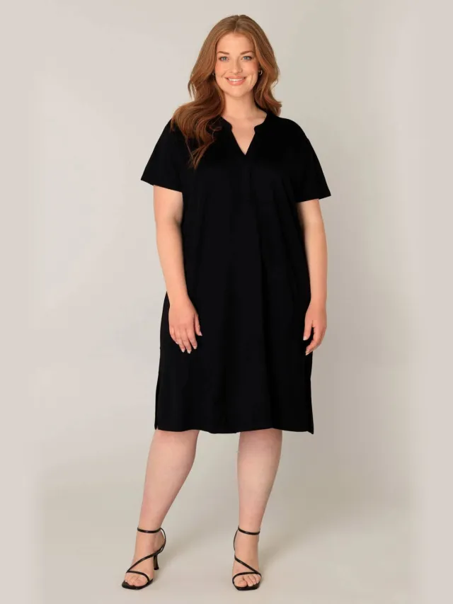 Base Level Curvy jurk met ceintuur zwart