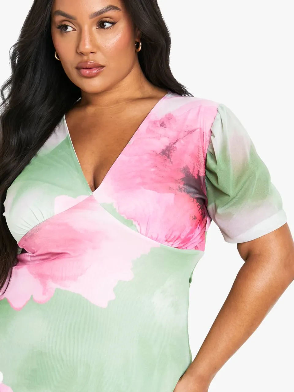 boohoo Dames Plus Bloemenmesh Mini-jurk met Pofmouwen munt, foto 4