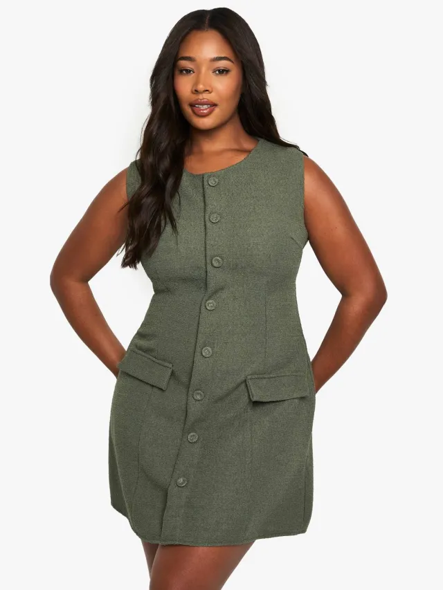 boohoo Dames plus boucle getailleerde mini-jurk met knoopsluiting aan de voorkant Kaki