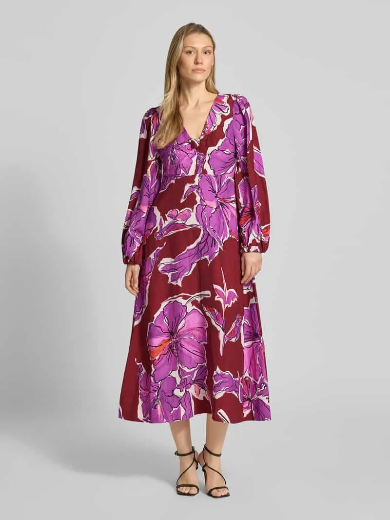 Rich & Royal Midi-jurk van viscosemix met V-hals en steekzakken Bordeaux