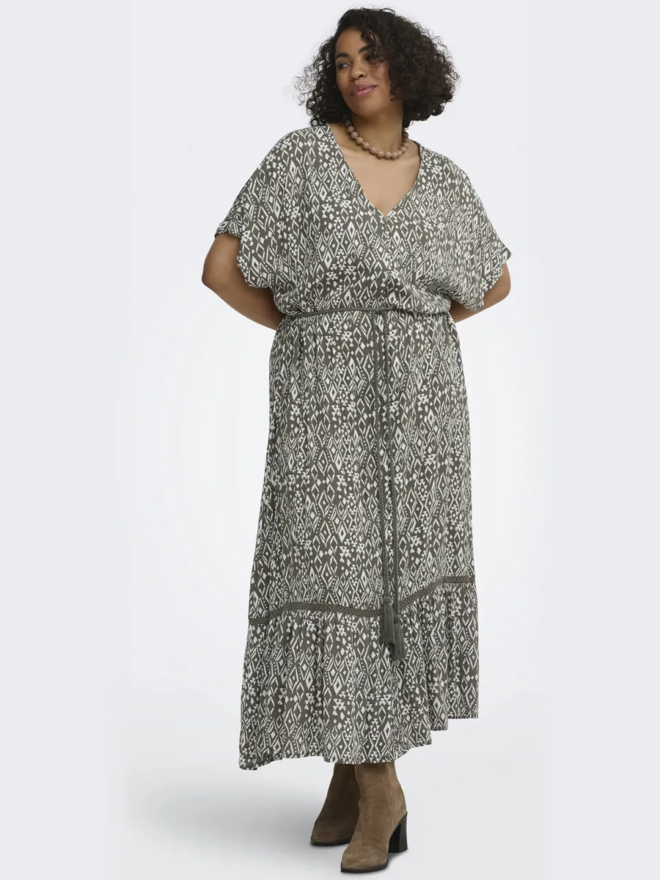 Only Carmakoma maxi jurk Plus Size met print - donkergroen
